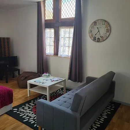 Du Vieux Apartment *