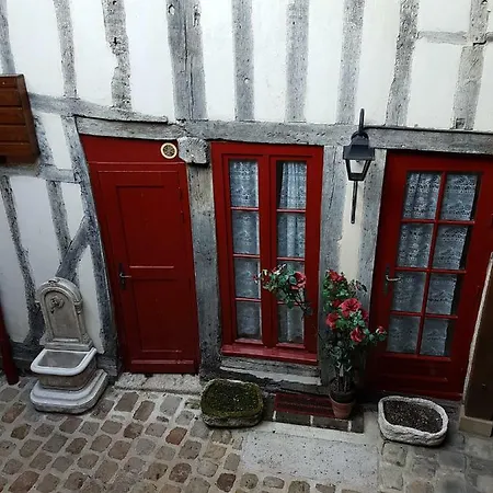 Du Vieux Apartment Troyes